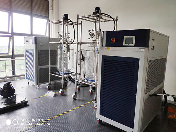 玻璃反應(yīng)釜能耐多少度的高溫？