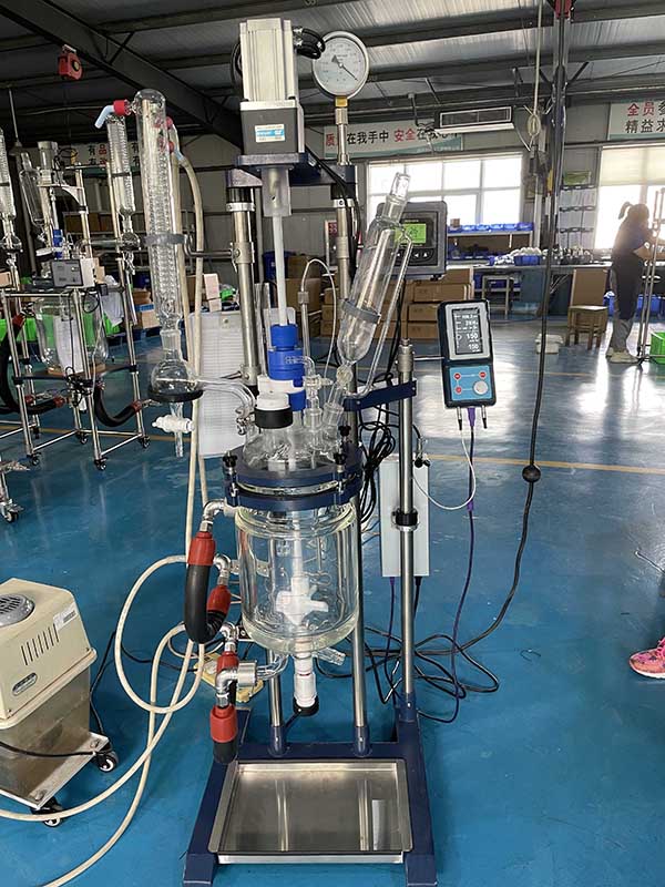 玻璃反應(yīng)釜真空反應(yīng)器運行負(fù)壓多少？