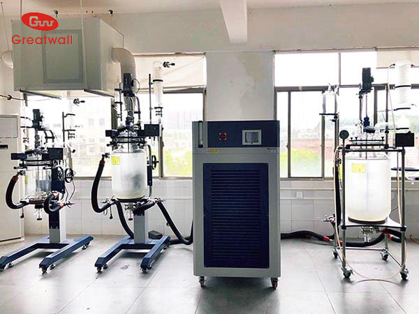 玻璃反應(yīng)釜玻璃部件維護(hù)事項