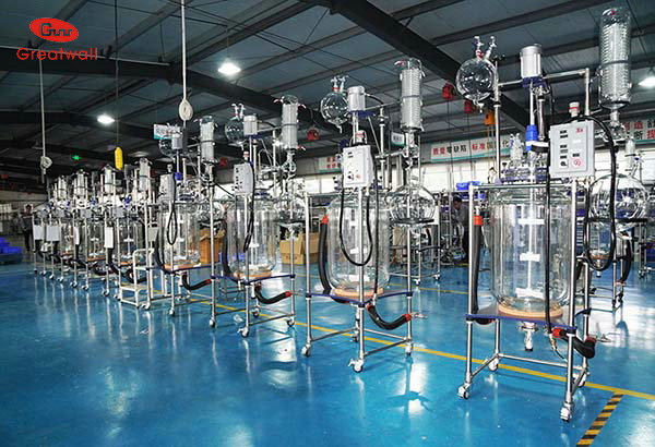 玻璃反應(yīng)釜控溫介質(zhì)怎么選擇？