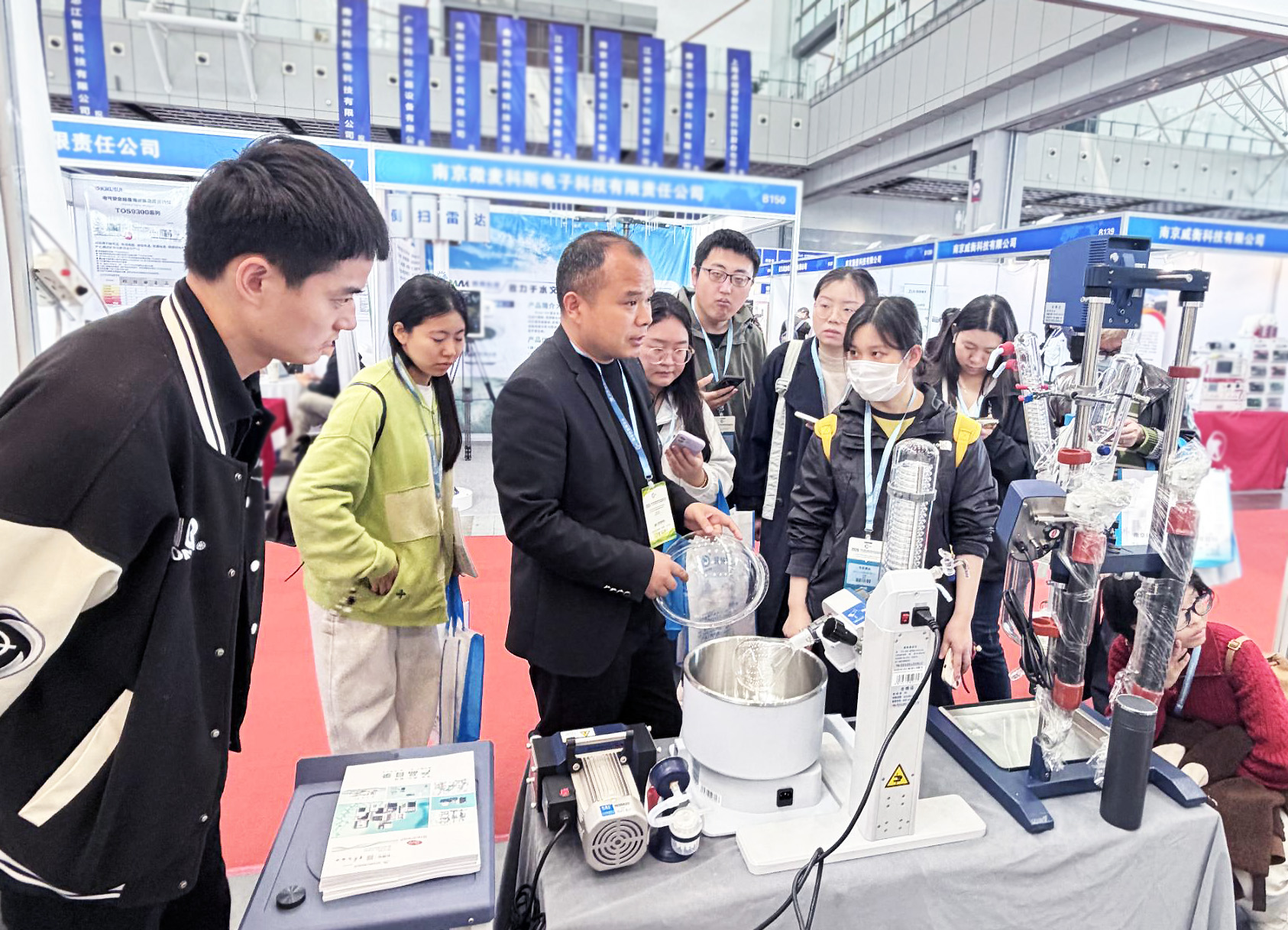 展會(huì)進(jìn)行時(shí)鄭州長(zhǎng)城科工貿(mào)亮相2026中國(guó)（南京）國(guó)際科教技術(shù)及裝備博覽會(huì)！